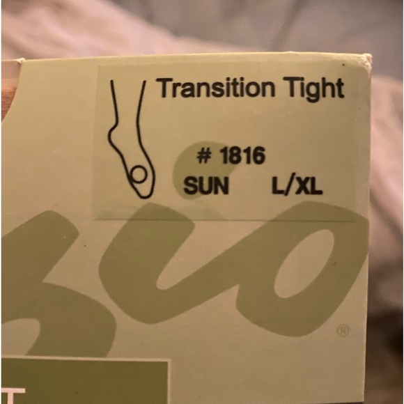 CAPEZIO # 1816 Ultra Soft Transition Tight Dance Tights Color Sun Large L / XL - Picture 4 of 4